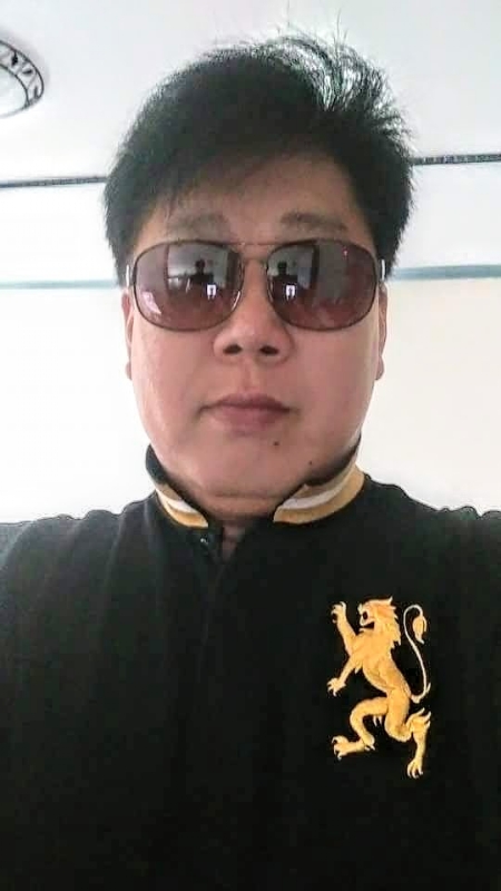 含笑半步癲的第二张照片--台北交友中心
