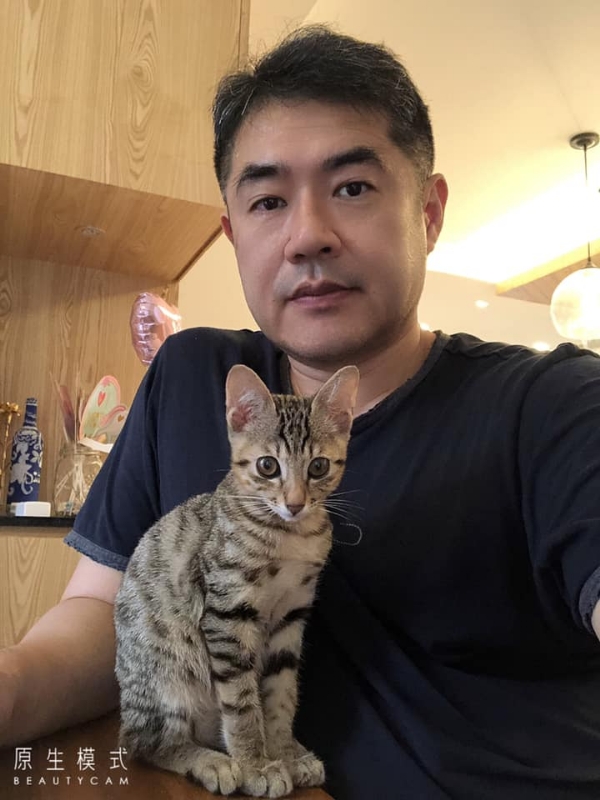 lucaswong的第一张照片--台北交友中心