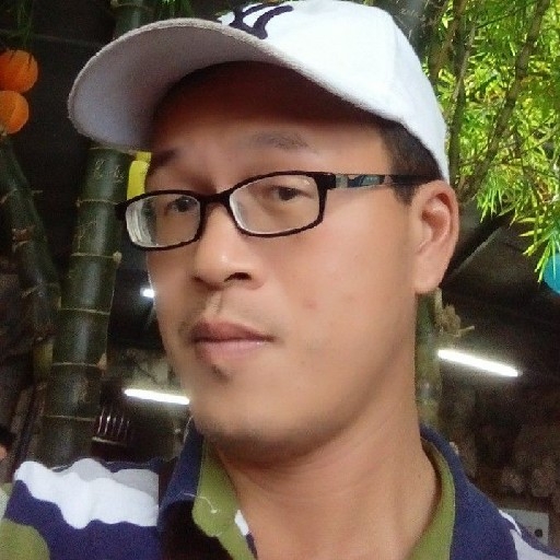 偉翔的第一张照片--台北交友中心